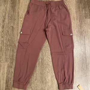 Mauve lightweight joggers.